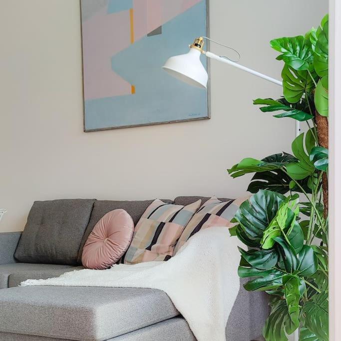 New Studio Pastel Near Helsinki Airport In Kivistoe Vantaa Zewnętrze zdjęcie